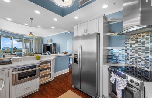 Rosemary Beach Condo | Discover The Alexander: Oceanfront Retreat with Pool & Spa