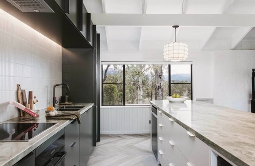 Glen Davis House | Discover The Alice Escape: Family-Friendly Getaway Awaits