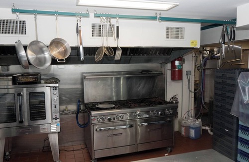 Wilmington Cabin | The all-inclusive family ski chalet at Mt. Snow – perfect for groups sleeps 50+!