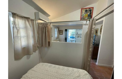 Rognonas Apartment | The Alpilles, Avignon, Arles