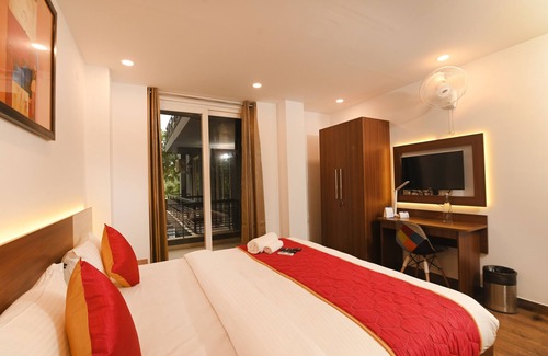 DLF Phase 3 Hotel | Unmatched Stays at The Altruist Business in DLF Phase 3