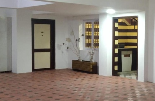 Thoraipakkam Hotel | Comfortable Stays at The Altruist Business Hotel Trinetraa