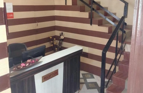 Thoraipakkam Hotel | Comfortable Stays at The Altruist Business Hotel Trinetraa