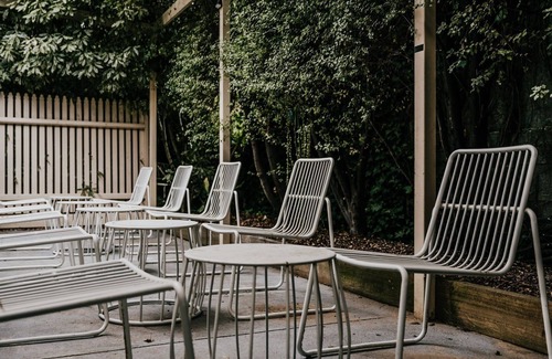 Hepburn Springs House | Modern Comfort at The Amalfi Minimalist Room 703