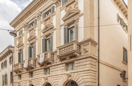 Verona City Centre Apartment | The Ambassador Apartment