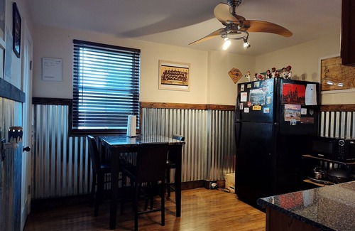 Covedale House | Peaceful Americana Retreat with Ocean View & Family Amenities