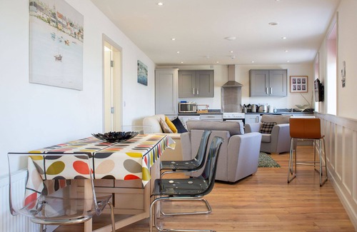 Ardglass Apartment | Exceptional Stay at The Anchor Apartments 2A with Kitchen