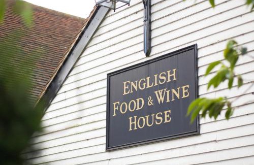 Lower Froyle Hotel | Discover The Anchor Inn: 5-Star Comfort for Everyone
