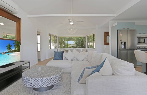 Hawks Nest House | The Anchorage Retreat