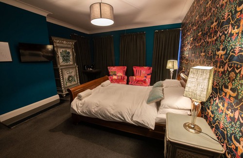 Bromley South Bed & Breakfast | Discover The Angel of Bow: Family-Friendly and Cozy Stays