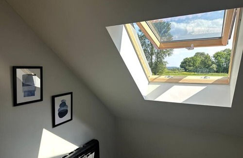 Street Apartment | Guest Rated: The Annex Glastonbury Tor View Awaits You