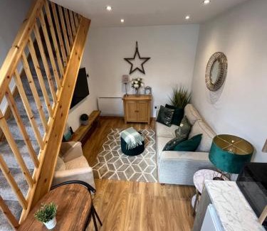 Acomb House | Discover The Annex in York: Pet Friendly & Guest Rated 9.6