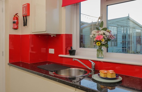 Drybrook Cottage | Discover THE ANNEX: Pet-Friendly Oasis with Garden Retreat