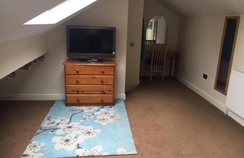 Acomb Apartment | Guest Rated 9.4 - The Annexe at Acomb Green Awaits