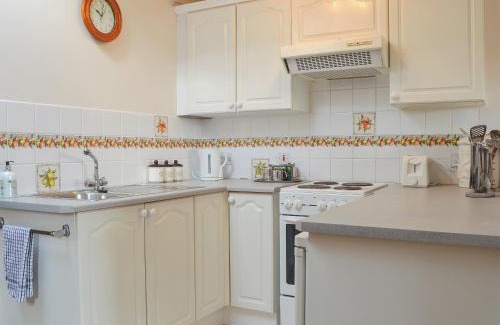 Apse Heath House | Discover The Annexe: Guest Rated 9.7, Pet-Friendly Stay