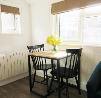 Southampton Apartment | Private Retreat at The Annexe: Rated 9.3/10, Parking Included