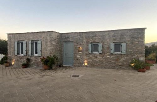 Soros House | Exceptional Oceanfront Stay at The Antiparos Stone House
