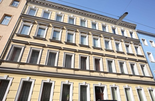 Matzleinsdorf Apartment | Discover The Apartment By Belvedere in Vienna, Austria
