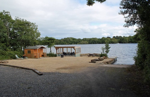 Enniskillen Apartment | Discover The Apartment at Mullans Bay: 4-Star Family Retreat