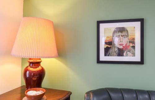 Hinderwell Apartment | Pet-Friendly Getaway at The Apartment at Mulgrave House