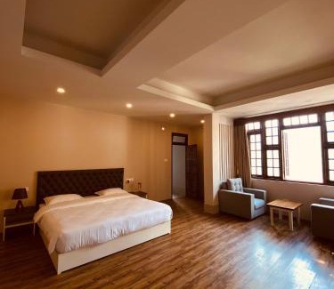 Gangtok Bed & Breakfast | Top-Rated Family Retreat at The Apartment with Kitchen