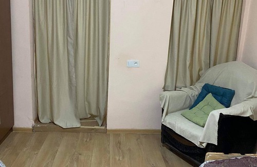 mtatsminda Apartment | Cozy Apartment in a Quiet Environment, Pet & Child Friendly