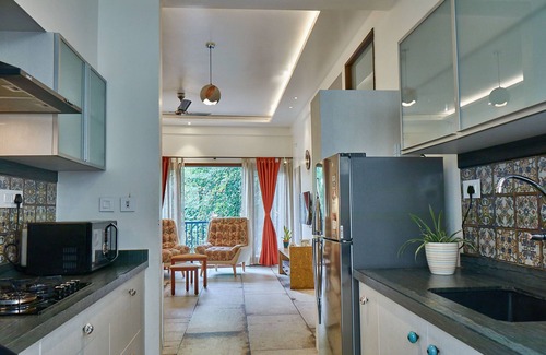 Banswadi Apartment | Relax in Jazminn - Earth: Pet-Friendly Comfort Awaits