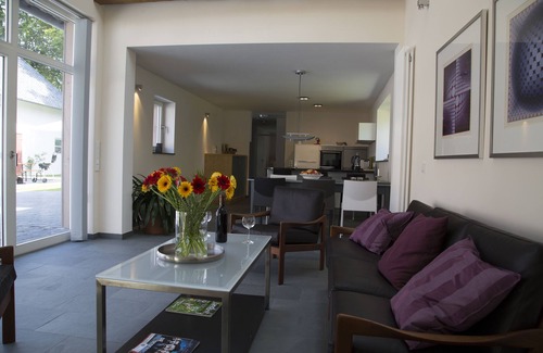 Monschau Apartment | Top-Rated Apartment with Pool & Ocean View Amenities