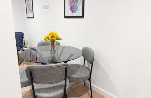 St Neots Apartment | The Apollo Apartments