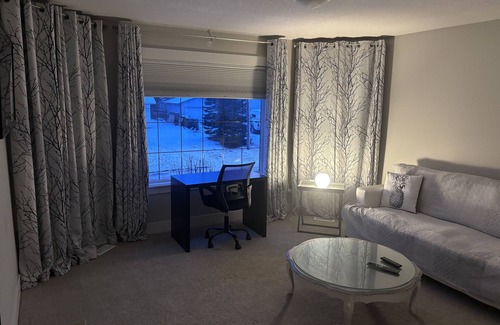 Prince George House | Exceptional Apple Suite with Breakfast and Kitchen Access