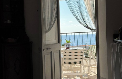 Santa Marina Salina Apartment | The Arcade on the sea