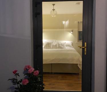 Enniskerry Apartment | The Arch House