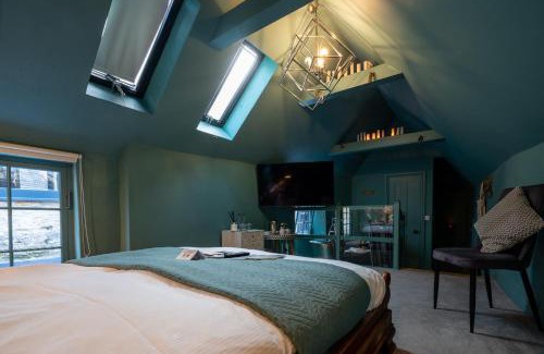 Frome Hotel | Relax at The Archangel: Pet-Friendly Stay with Dining