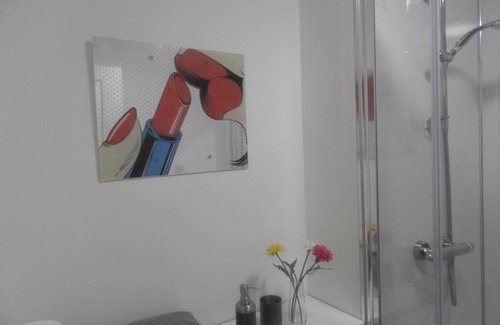 Perth Apartment | Discover The Archers: Guest Rated 9/10 for Your Stay