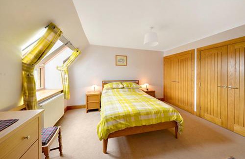 Gorebridge House | Discover The Arches at Borthwick Mains Farm - 9.6 Rated Stay