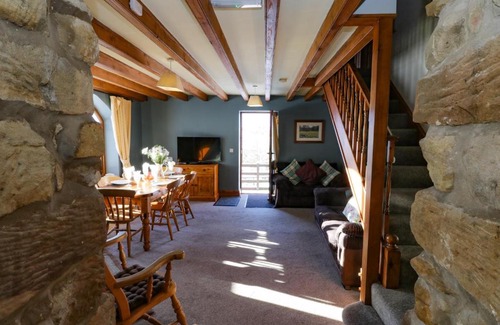 North York Moors National Park House | Discover The Arches: 4-Star Pet-Friendly Retreat Awaits