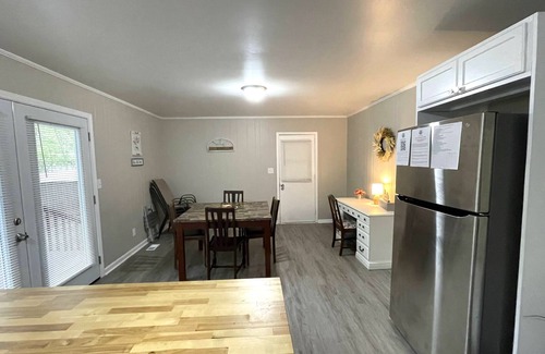 Center Point House | Convenient Stay @ The Argonne: Pet-Friendly & Near DT