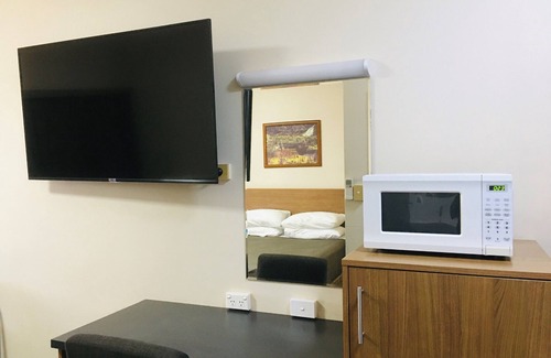East Devonport Hotel | Discover The Argosy: Family-Friendly with Pool & Dining