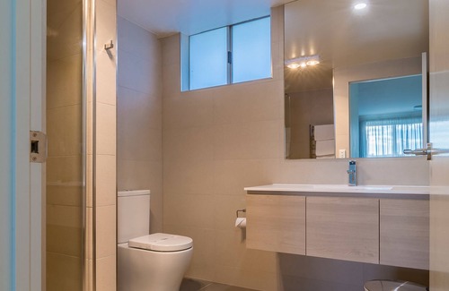 East Devonport Hotel | Discover The Argosy: Family-Friendly with Pool & Dining