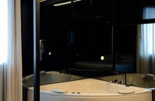 Vicenza Hotel | Stylish Stay at Best Western Hotel Aries with Pool & Spa