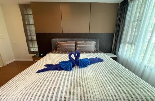 Thep Kasattri Apartment | Discover The Aristo-1-213: Relax by the Pool