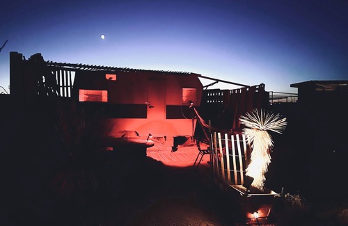 Terlingua House | The Aristocrat @RuinsTerlingua n—Close to park—great WiFi n—On grid—Ghostown