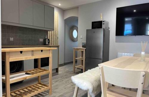 Galway City Centre House | Family-Friendly Getaway at The Art House 6 in Galway