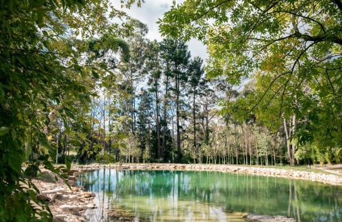 Woodlands House | Guest Rated 10/10: Experience The Artemis Cottage Delight
