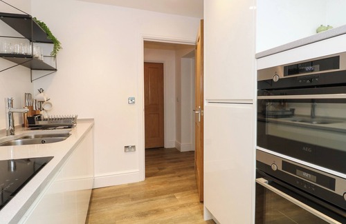 Newland Near Ulverston Cottage | Family-Friendly Stay at The Arthur Suite, Ulverston