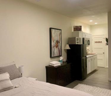 Moscow House | Discover The Asbury House: Family-Friendly Guest Rentals