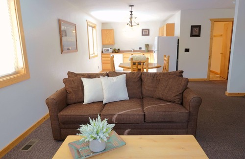 West Yellowstone Condo | Discover The Aspen: Family-Friendly Stay Near Yellowstone