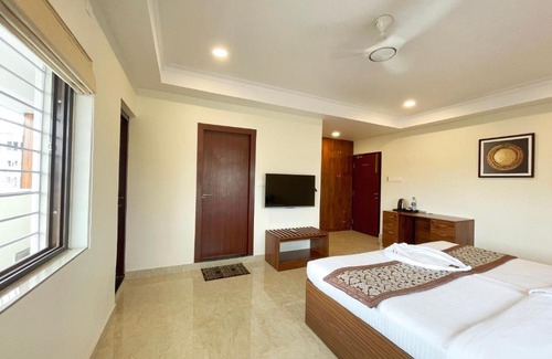 Kolkata House | Visit The Aster Heritage Gold: Rated 9/10 & Pet Friendly