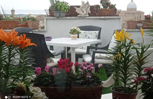 Loreto Apartment | Cozy Retreat at The Attic with Oceanfront Spa Views