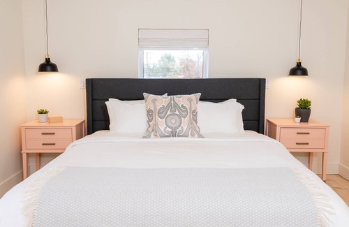 Windsor Hotel | Eco-Friendly Retreat at The August House - Guest Rated 9.8